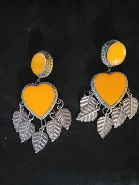 Vintage Orange Heart & Leaf Earring.